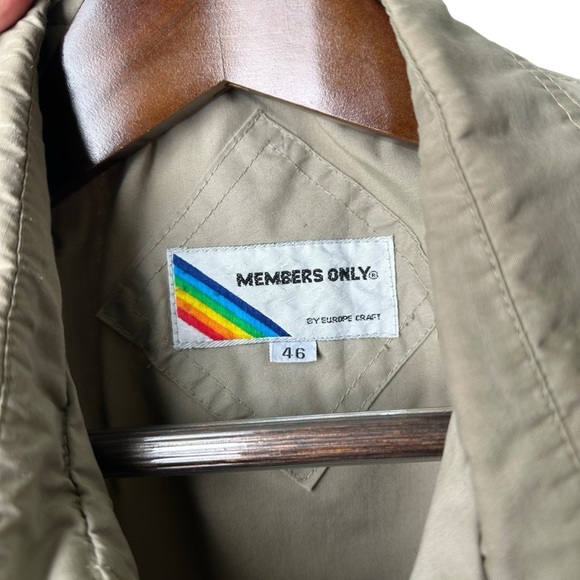 Vintage Members Only Size 46 Khaki Windbreaker Zip Up Jacket 80s Sportswear - Picture 6 of 10
